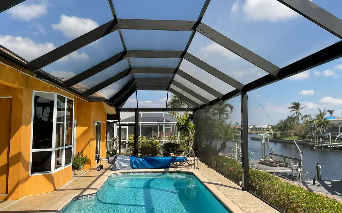 Cerramiento de piscina de aluminio en el sur de Florida