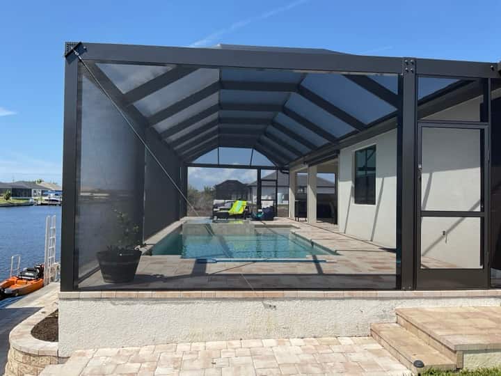 Cerramiento de piscina de aluminio